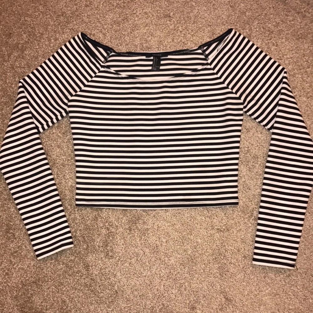 Forever 21 black and white stripe crop top